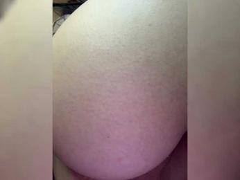 Jade8887 bongacams stream image, 16.04.2025 23:40