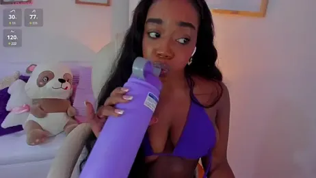 zobe_love stripchat stream image, 18.04.2025 16:40