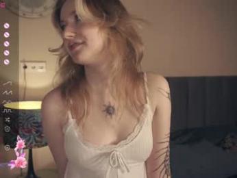 vivid_girls chaturbate stream image, 28.04.2025 20:10