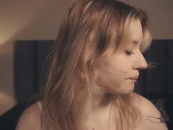 vivid_girls chaturbate stream image, 28.04.2025 20:10