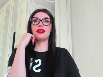 Femdomheels bongacams stream image