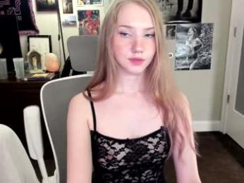 eve003300 chaturbate stream image, 05.05.2025 22:10