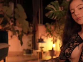 effylowell_ chaturbate stream image, 11.05.2025 00:30