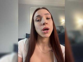 avolood bongacams stream image